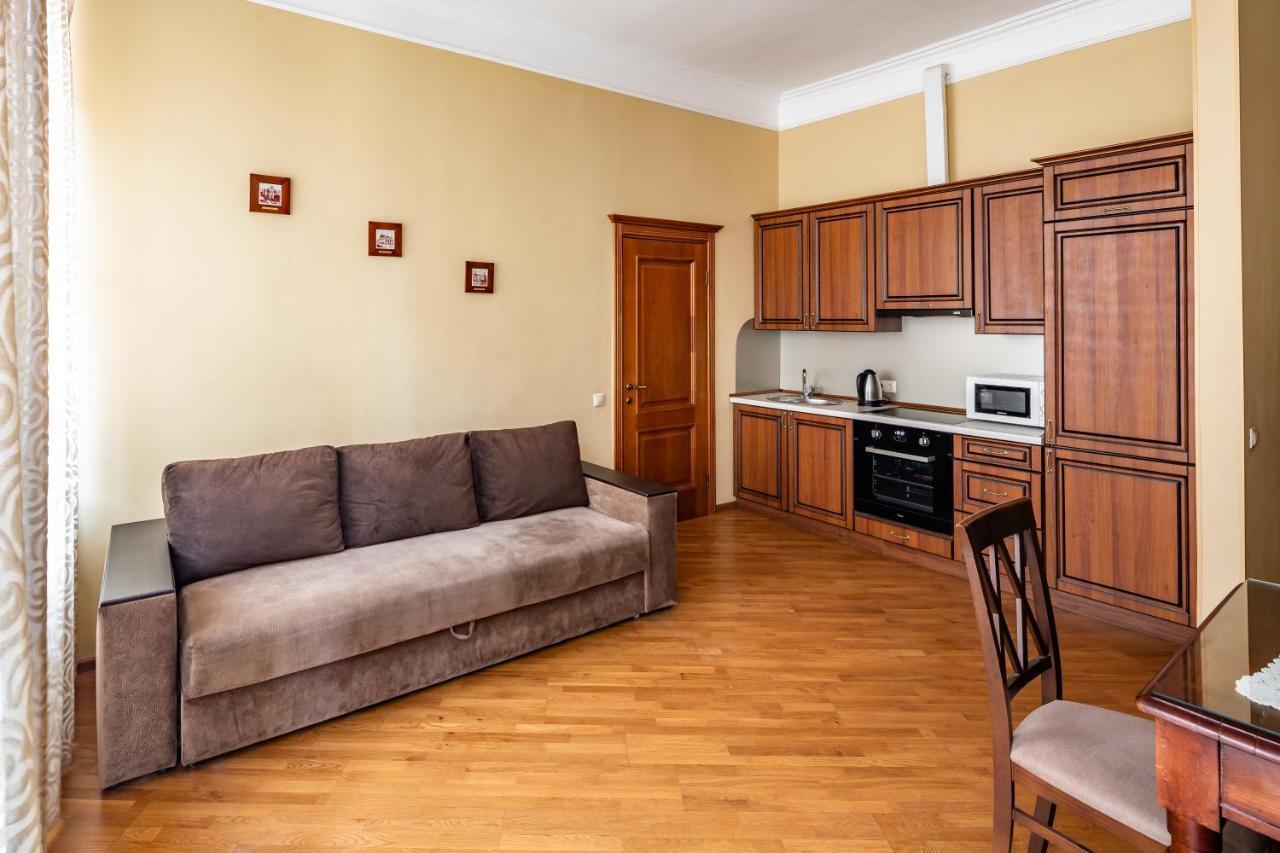 13 Franka Apartment 1 Lviv Exterior foto
